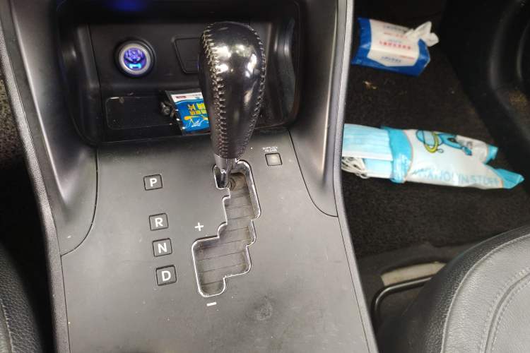 Used Hyundai ix35 2010 2.0L Automatic Two-Wheel Drive Elite Edition GLS