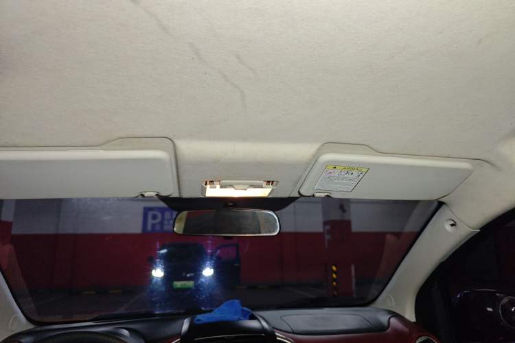 Used CHANGAN Benni 2015 1.4L Manual Luxury Model China V Standard
