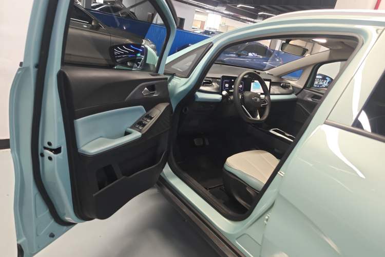 Used Geometry E Firefly 2024 301km Starlight