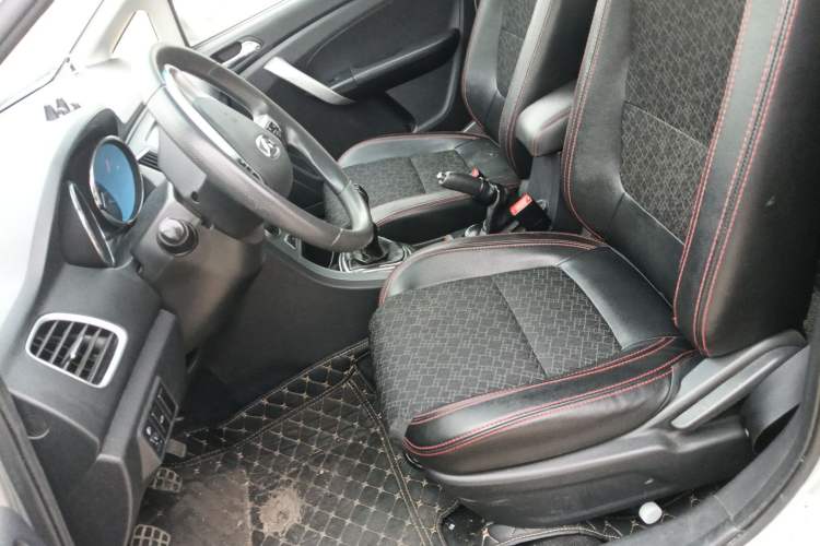 Used Cowin C3 2015 1.5L Manual Gold Diamond Edition
