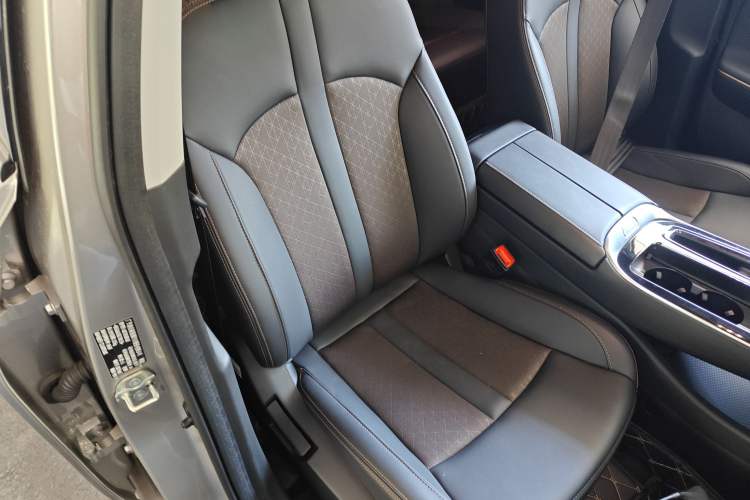 Used AION S 2023 Meizu 580 Lithium Iron Phosphate Right Front Seat