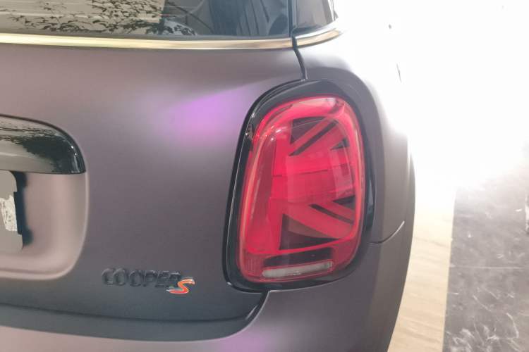 Used MINI 2023 Updated 2.0T COOPER S Artist Right Rear Taillight