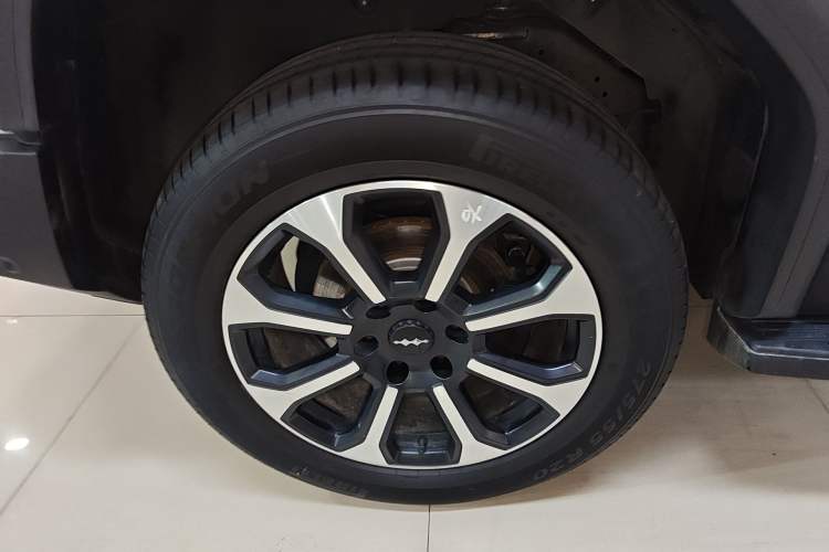 Used Formula Leopard 5 2023 Explore Edition