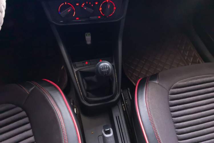 Used Jetta VA3 2021 1.5L Manual Entry-Level Version