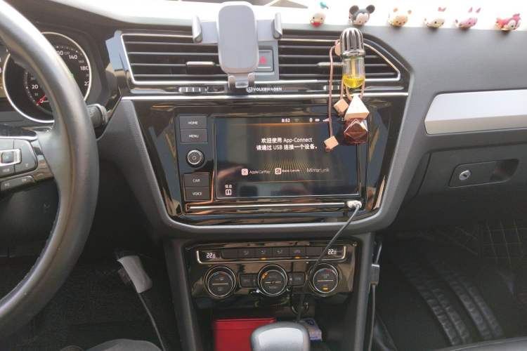 Used Volkswagen Tiguan L 2019 330TSI Automatic Two-Wheel Drive Panoramic Comfort Edition China V Standard Audio And AC Panel