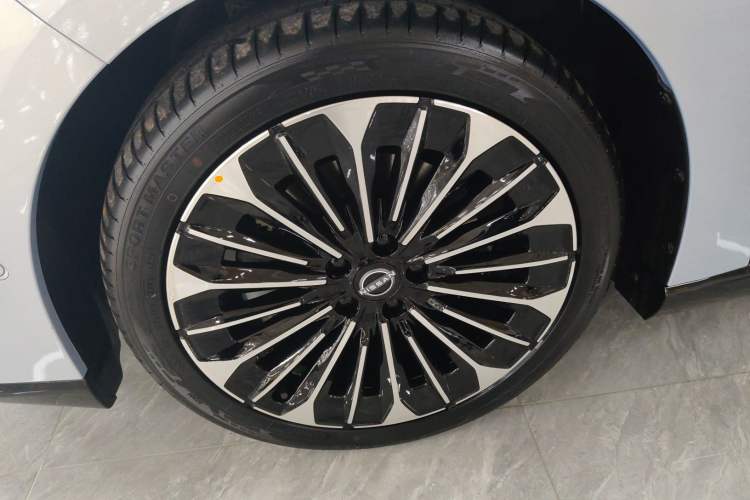 Used Nissan N7 2025 625 Max