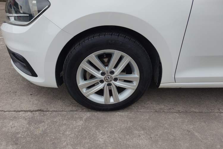 Used Volkswagen Santana 2019 Haona 1.5L Automatic Fashion Edition China VI Standard Left Front Wheel Hub