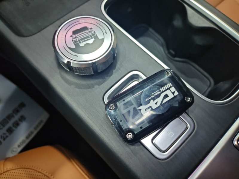 Used iCAR V27 2026 Model 200KM Four-Wheel Drive Falcon 500 — 8