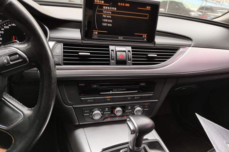 Used Audi A6L 2014 30 FSI Technology Model Audio And AC Panel