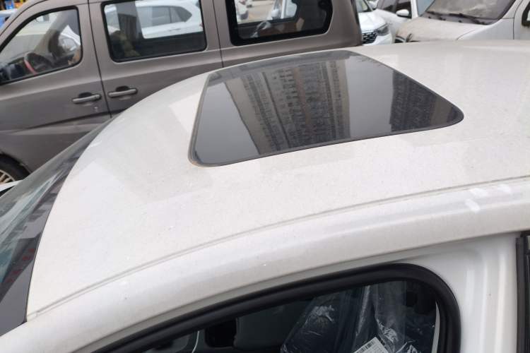 Used CHANGAN Eado 2025 Blue Whale 1.5T 500Bar Prestige Model
