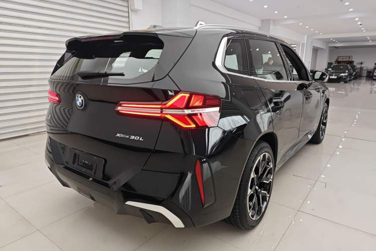 Used BMW X3 2025 Model, xDrive30L Prestige M Sport Night Package
