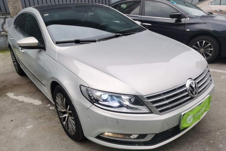 Used Volkswagen FAW-Volkswagen CC 2016 1.8TSI Luxury Model Front Right 45 Deg