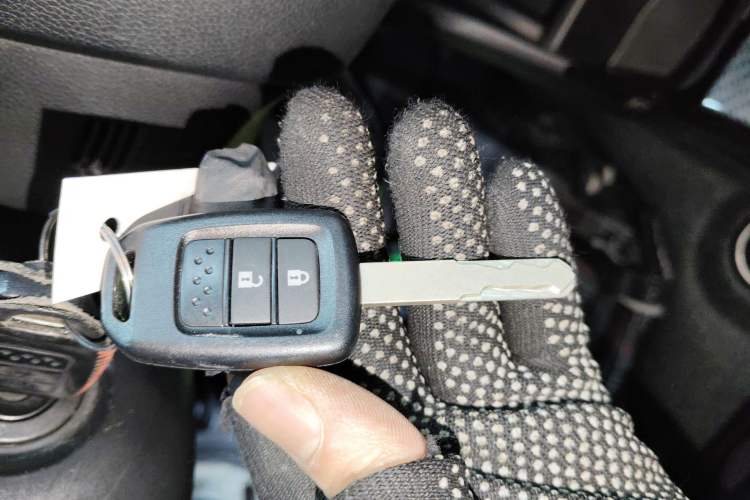 Used Honda Fit 2016 1.5L LXS CVT Comfort Sunroof Version
