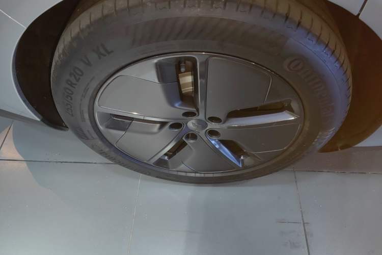 Used Li Auto i8 2025 Model Standard Version
