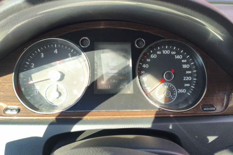 Used Volkswagen Magotan 2015 2.0 TSI Flagship Model
