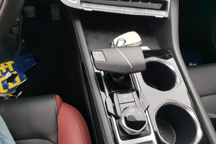 Used CHANGAN Eado 2023 Changan Edition PLUS Blue Whale NE 1.4T GDI DCT Prestige Version Gear Lever