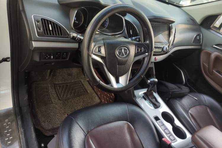 Used JAC Refine S5 2015 1.5T Automatic Elite Model
