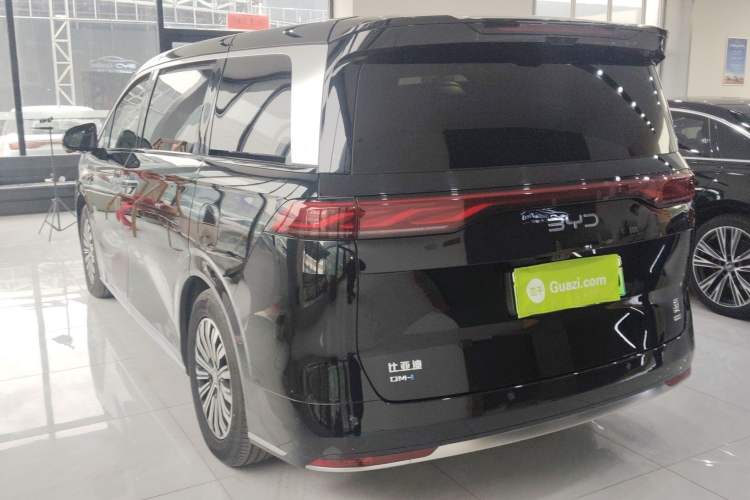 Used BYD Xia 2025 DM-i 1.5T 180km Excellence Model
