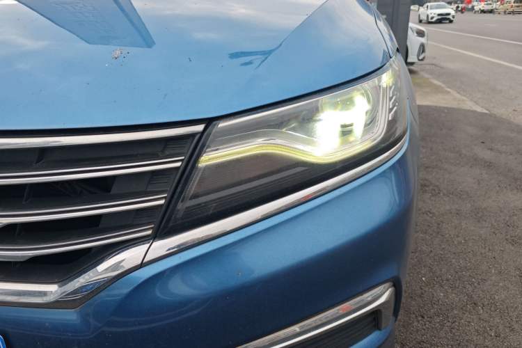 Used Roewe RX5 2016 20T Two-Wheel Drive Automatic Flagship Edition
