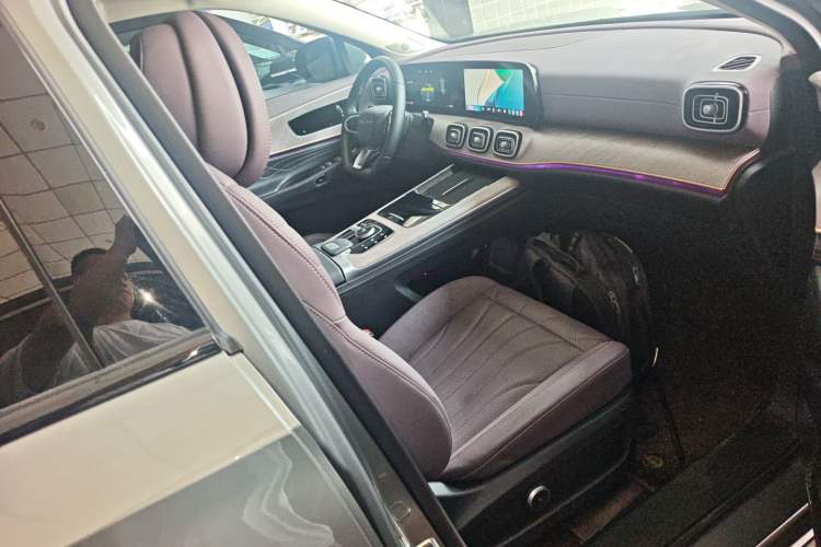 Used Chery Tiggo 9 C-DM 2025 1.5T 106KM Ultra-Comfort Edition 5 Seats Lithium-NMC
