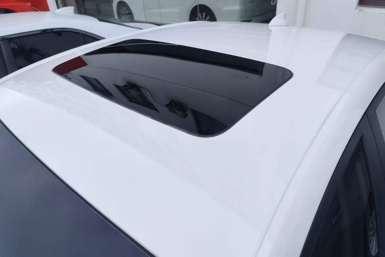 Used Chevrolet Monza 2019 Redline 320T Dual-Clutch Sporty Version China VI Standard