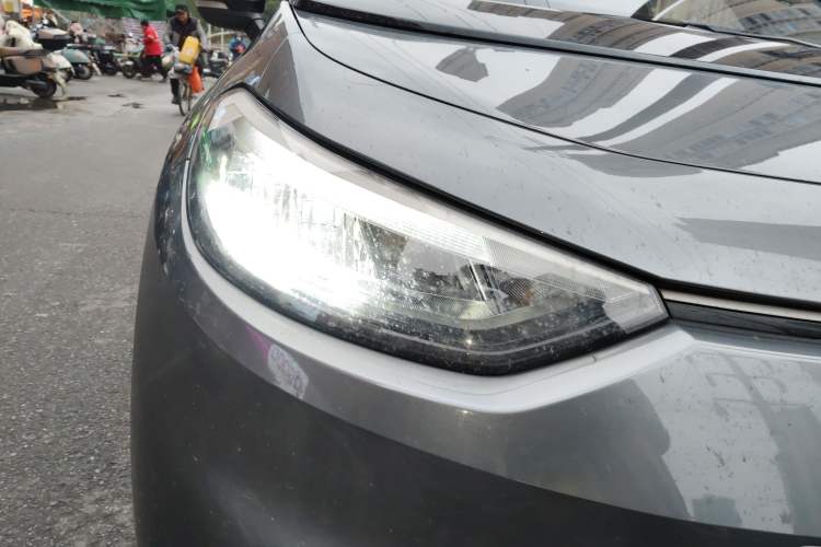 Used Volkswagen ID.3 2023 Upgraded Model Pure Intelligent Enjoyment Version Right Front Headlight