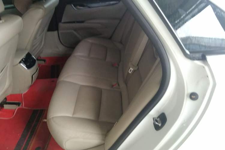 Used Cadillac XTS 2014 28T Comfort Version
