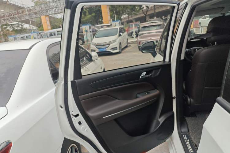 Used GAC Trumpchi M6 2019 270T DCT Luxury Edition (7-seater) China VI