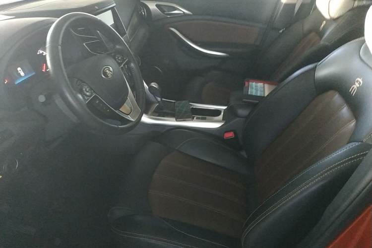 Used BYD Song 2016 GaiShi Edition 1.5TID Automatic Elite Model