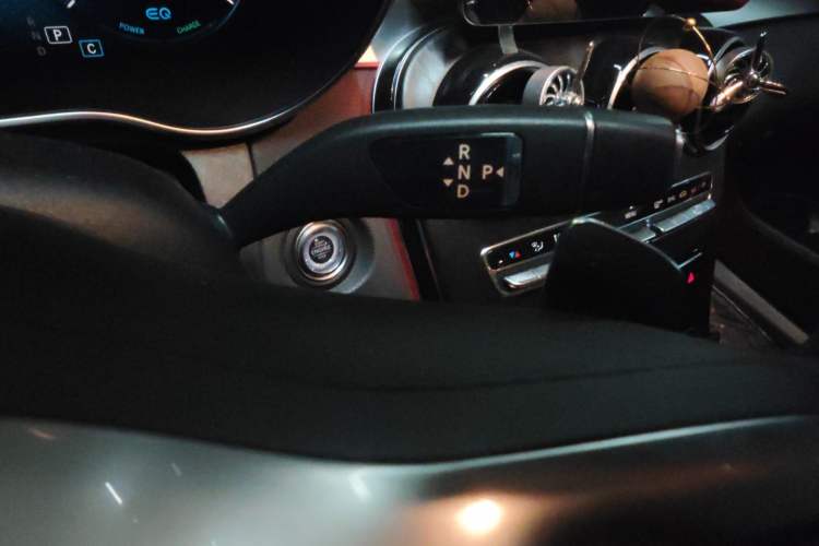 Used Mercedes-Benz C-Class 2021 C 260 L Sport Edition Gear Lever