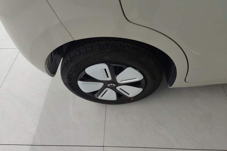 Used Wuling Hongguang MINIEV 2025 Four-Door Version Advanced Edition
