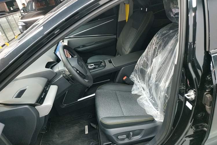 Used Toyota bZ5 2025 Model 550 JOY
