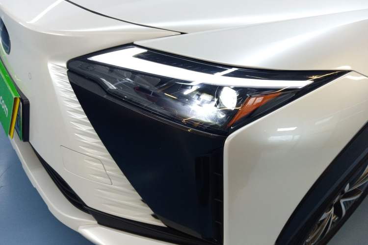 Used Lexus RZ 2023 450e All-Wheel Drive Luxury Edition
