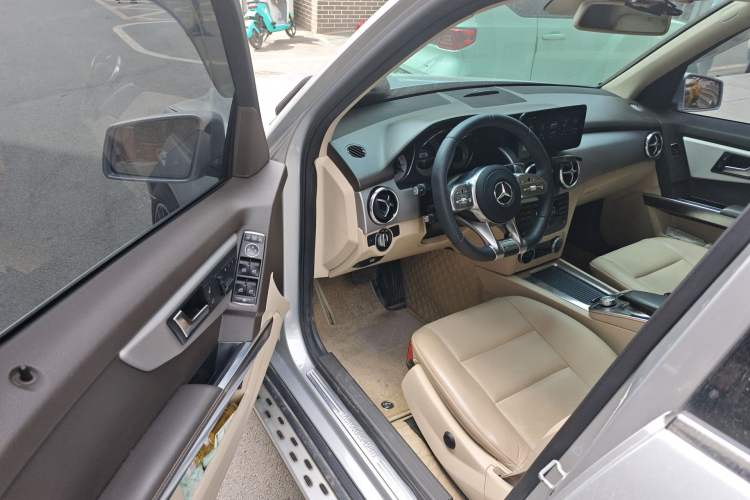 Used Mercedes-Benz GLK-Class 2013 GLK 300 4MATIC Fashion Model
