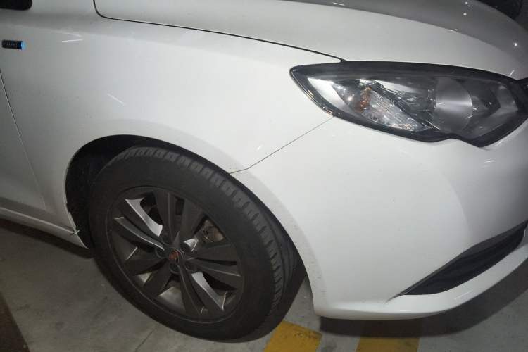 Used Roewe 360 2015 20T TST Deluxe Edition
