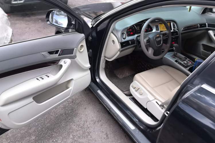 Used Audi A6L 2009 2.0 TFSI automatic standard version