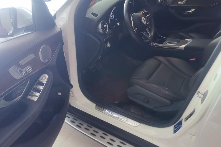 Used Mercedes-Benz GLC 2021 GLC 300 L 4MATIC Dynamic Model Driver Seat