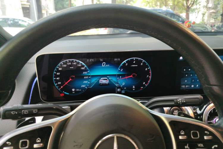 Used Mercedes-Benz GLB 2020 GLB 200 Dynamic Edition Instrument Cluster