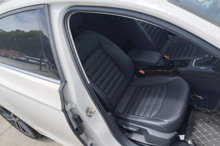 Used Volkswagen Lamando 2019 280TSI DSG Comfort Edition China V Standard
