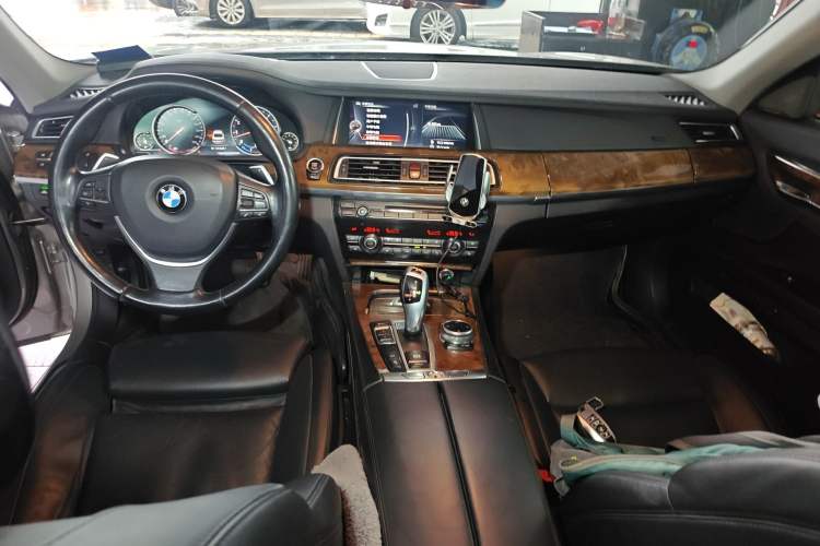Used BMW 7 Series 2013 740Li Luxury Model
