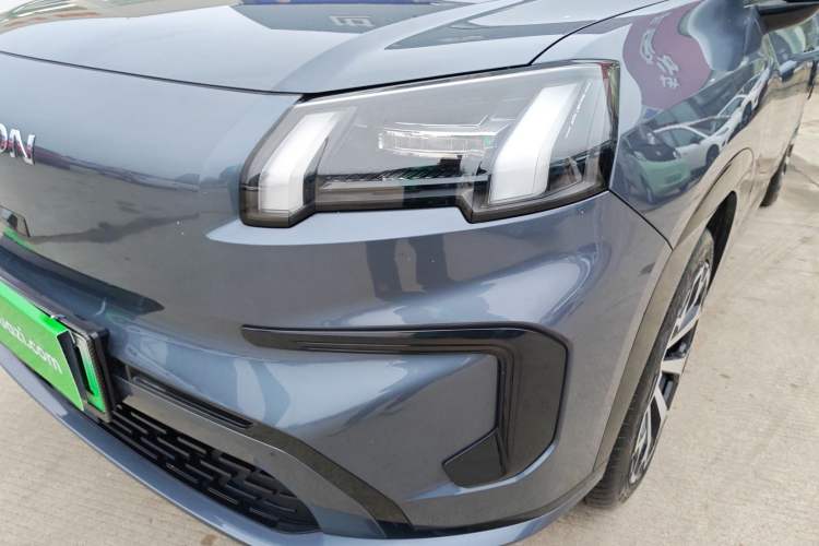 Used AION V 2024 Aion Tyrannosaurus 650 Smart Luxury Edition