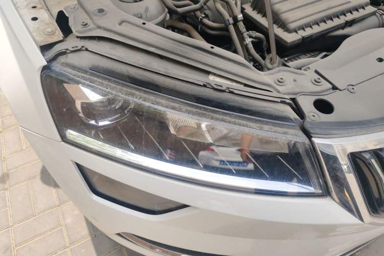 Used Skoda Karoq 2018 TSI280 Luxury Edition China V Standard Right Front Headlight