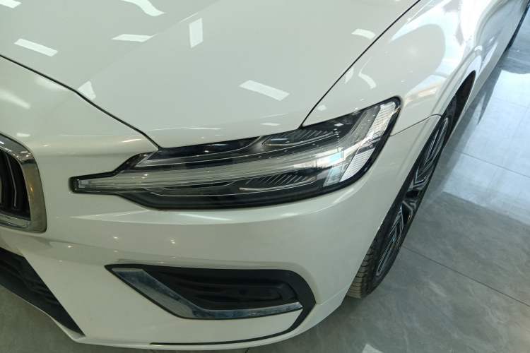 Used Volvo S60 2024 B4 Zhiyuan Luxury Edition
