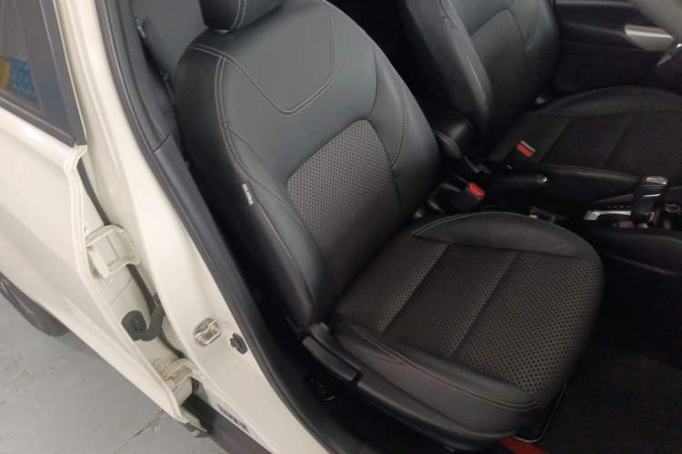 Used Nissan Kicks 2017 1.5L CVT Smart Edition