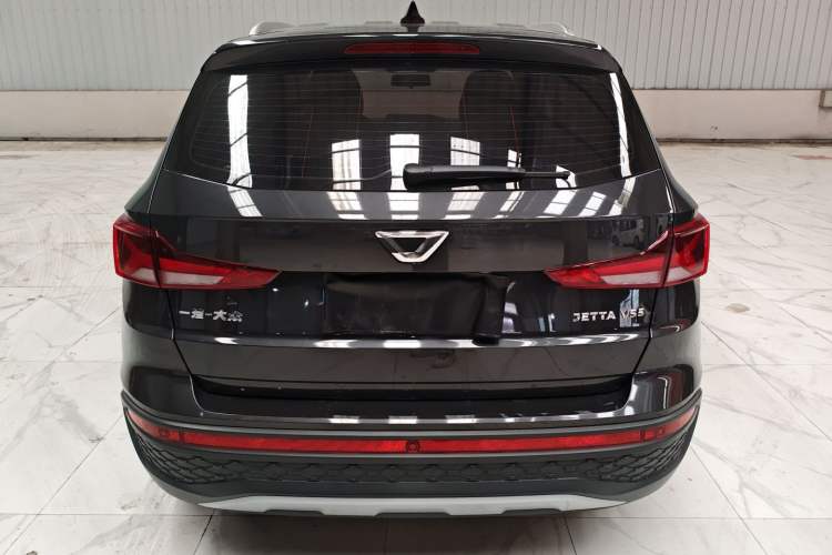 Used Jetta VS5 2022 280TSI Manual Advanced Trim Rear