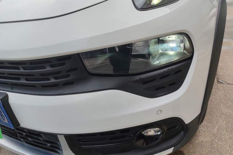 Used Lynk & Co 02 2018 1.5T DCT Two-Wheel Drive Pro Version China V Emission Standard
