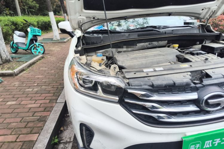 Used GAC Trumpchi GS4 2018 235T Automatic Two-Wheel Drive Elite Millionth Anniversary Edition Right Front Headlight