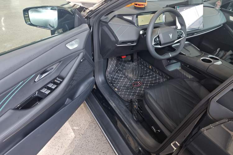 Used Deepal SL03 2025 Revised Version Range-Extended Elite Edition Driver Seat