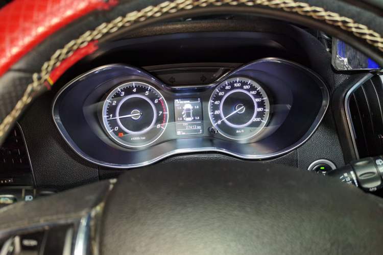 Used Baojun 560 2017 Rhythmic Edition 1.5T Manual Premium Model
