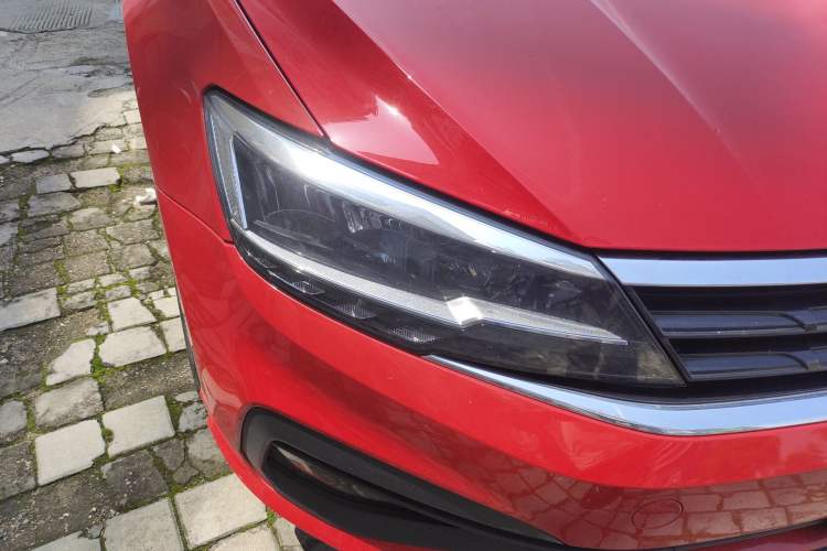 Used Volkswagen Lamando 2019 230TSI DSG Fashion Edition China V Standard